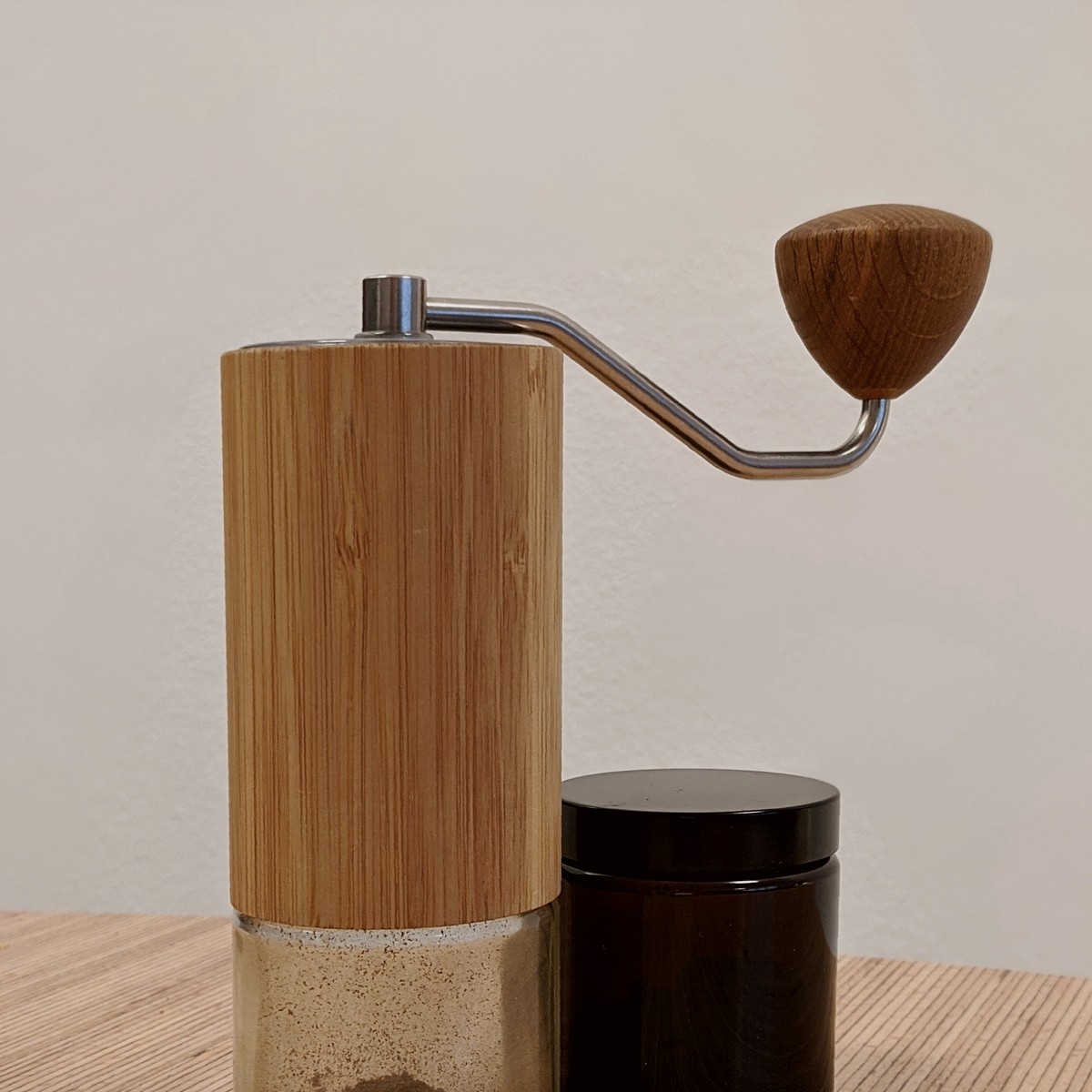 Hand Grinder detail 1